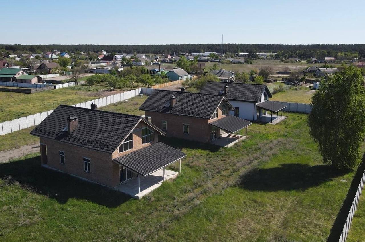 Продаж будинків КМ с.Лебедівка - 3 готових будинки -170 м2, 60 соток, 125 кВт - Зображення 4